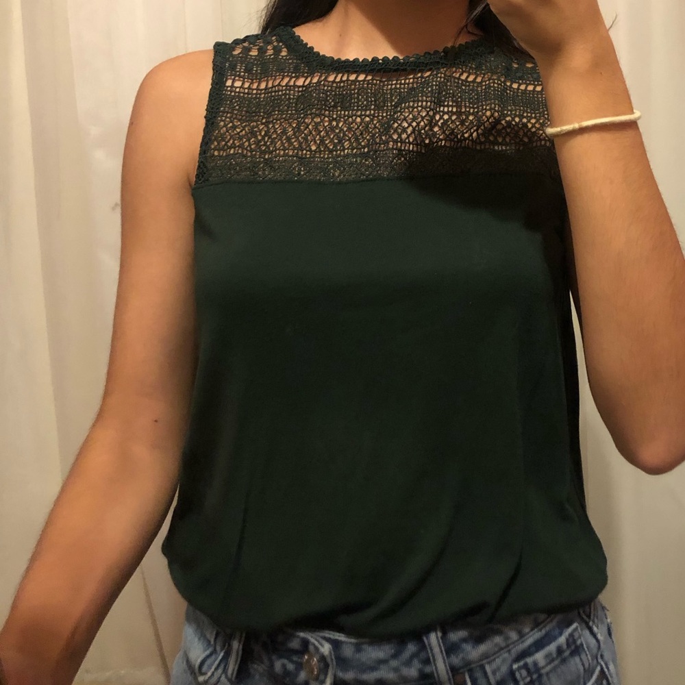 H&M Green No-Sleeve Blouse